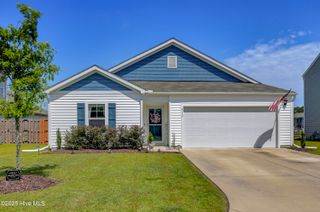 519 Birdsong Drive, Holly Ridge, NC 28445