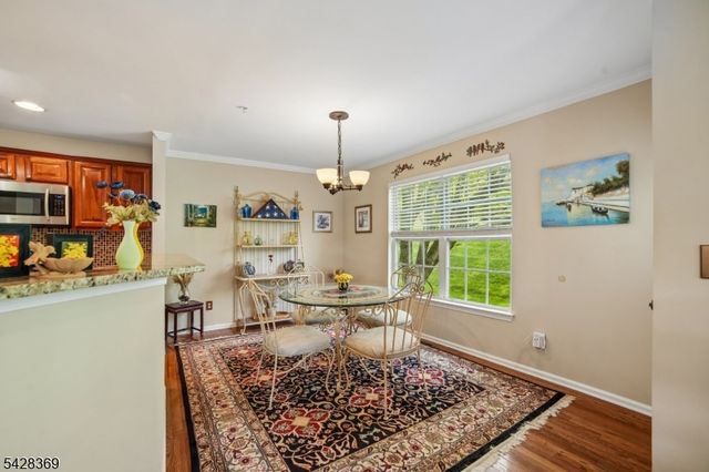 116 Wallace Ct, Green Brook Twp., NJ 08812