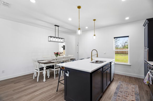 200 Walnut Street, Chico, TX 76431