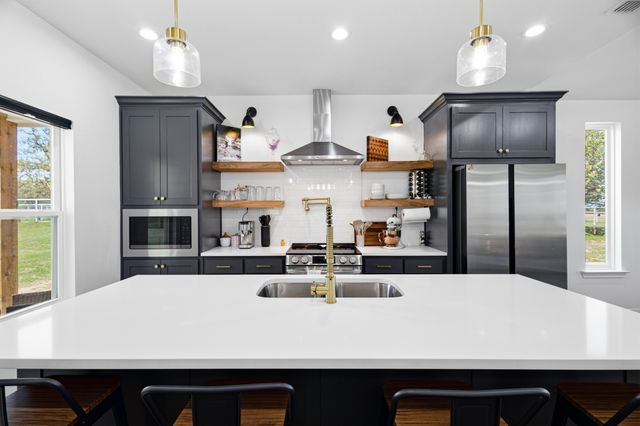 200 Walnut Street, Chico, TX 76431