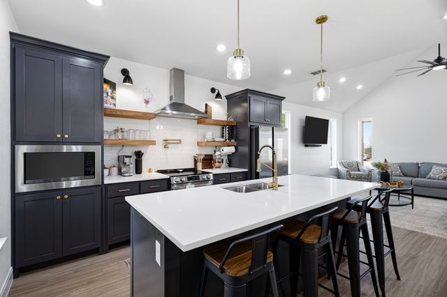 200 Walnut Street, Chico, TX 76431