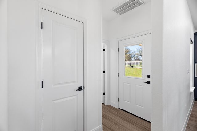 200 Walnut Street, Chico, TX 76431