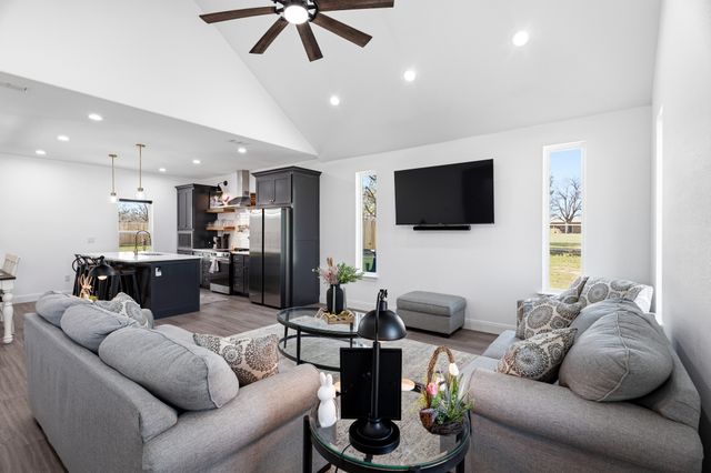 200 Walnut Street, Chico, TX 76431