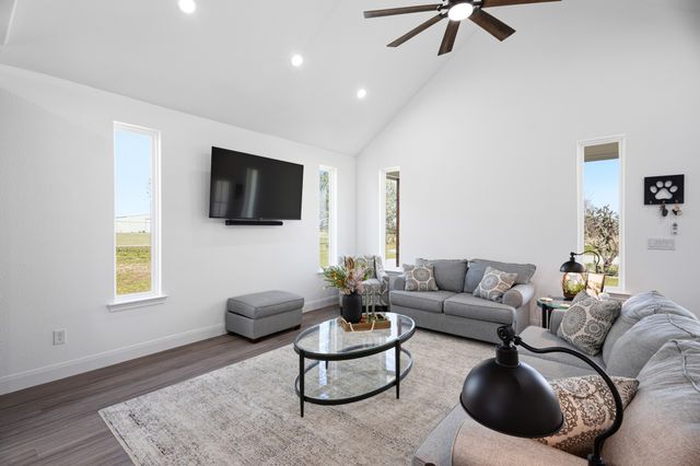 200 Walnut Street, Chico, TX 76431