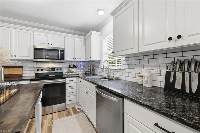 4245 Majestic Oaks Drive, Randleman, NC 27317