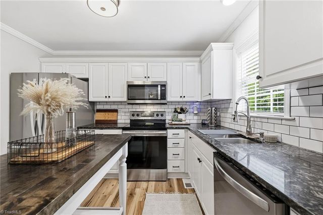 4245 Majestic Oaks Drive, Randleman, NC 27317