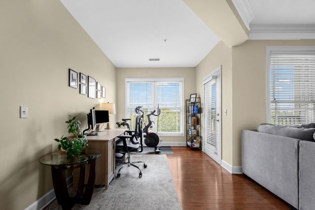 3102 W End Cir Apt 401, Nashville, TN 37203