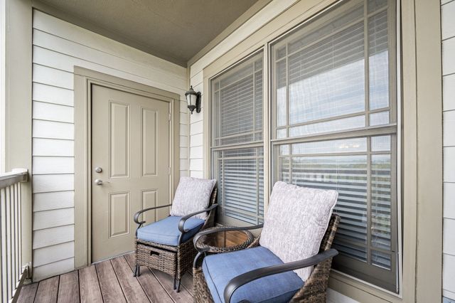 3102 W End Cir Apt 401, Nashville, TN 37203