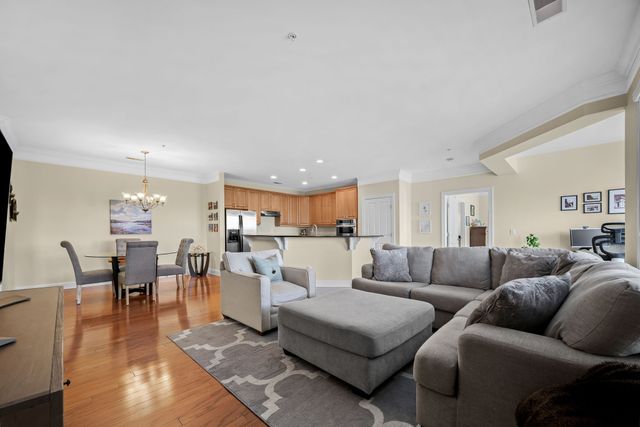 3102 W End Cir Apt 401, Nashville, TN 37203