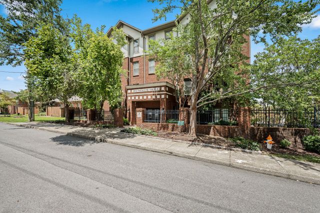 3102 W End Cir Apt 401, Nashville, TN 37203