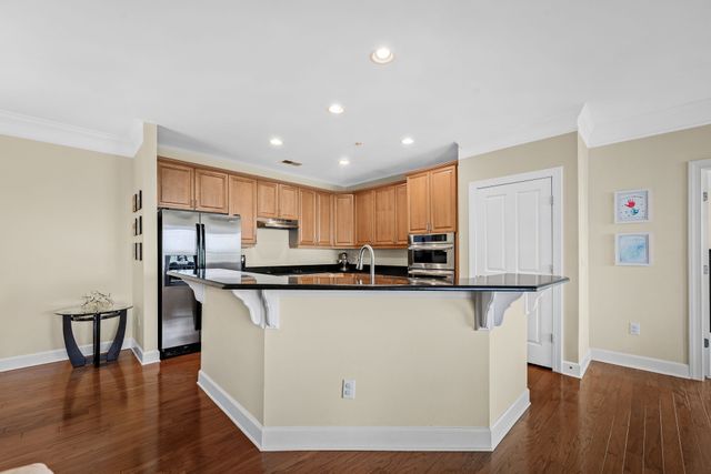 3102 W End Cir Apt 401, Nashville, TN 37203