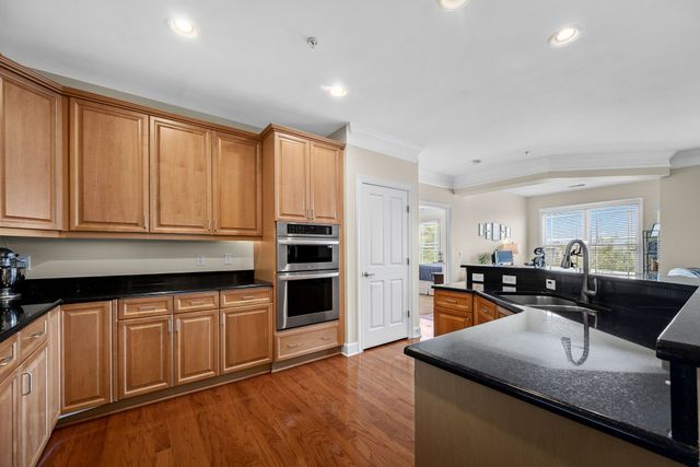 3102 W End Cir Apt 401, Nashville, TN 37203