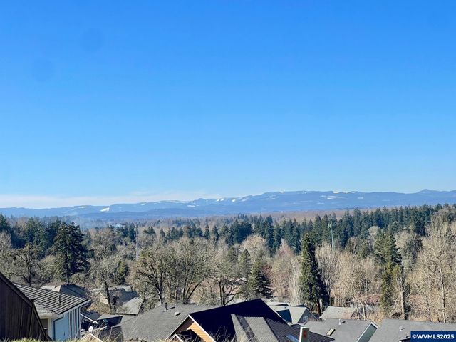 2724 Prominent Ct S, Salem, OR 97302