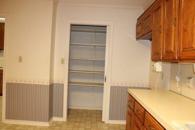 1201 E 42nd St., Texarkana, AR 71854