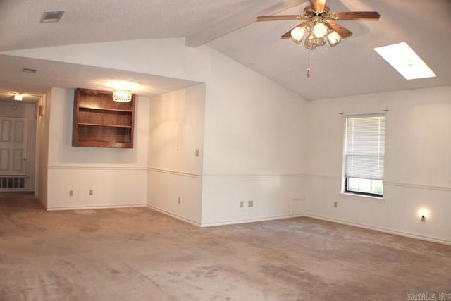 1201 E 42nd St., Texarkana, AR 71854