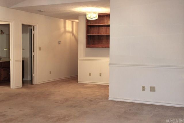 1201 E 42nd St., Texarkana, AR 71854