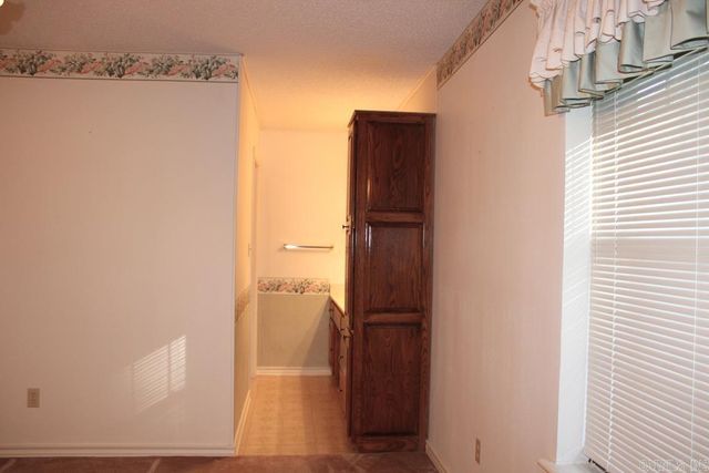 1201 E 42nd St., Texarkana, AR 71854