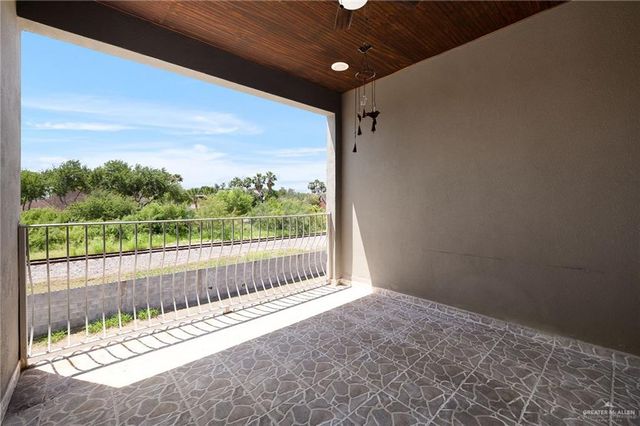 6844 N 4th Street, Mcallen, TX 78504