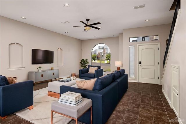 6844 N 4th Street, Mcallen, TX 78504