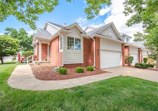 5925 EP True Parkway 36, West Des Moines, IA 50266