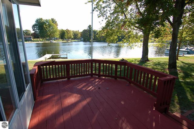 109 Franke Lane, Cadillac, MI 49601