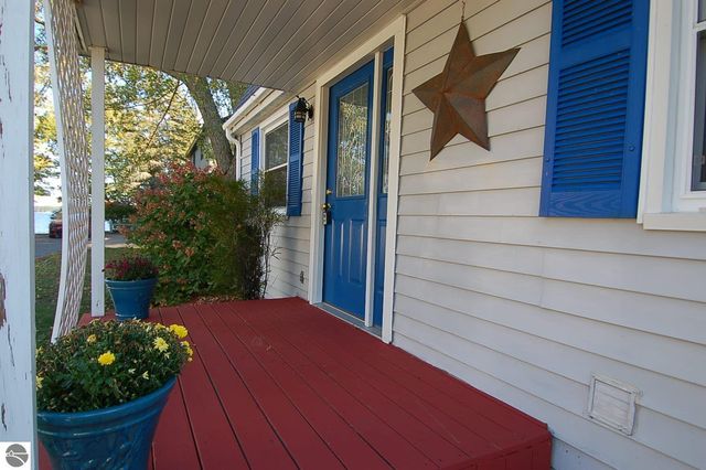 109 Franke Lane, Cadillac, MI 49601