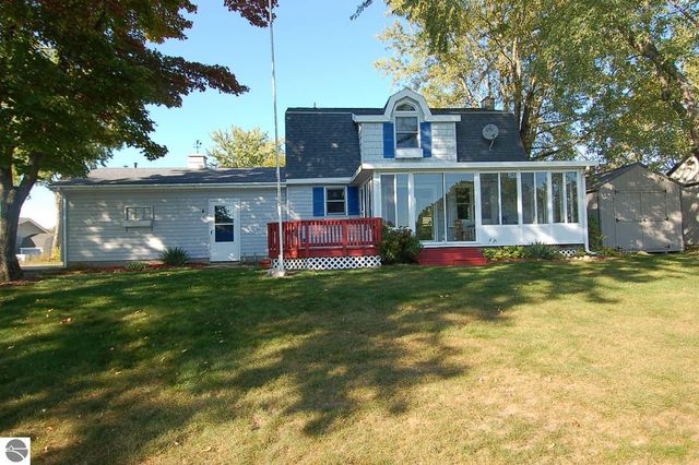 109 Franke Lane, Cadillac, MI 49601