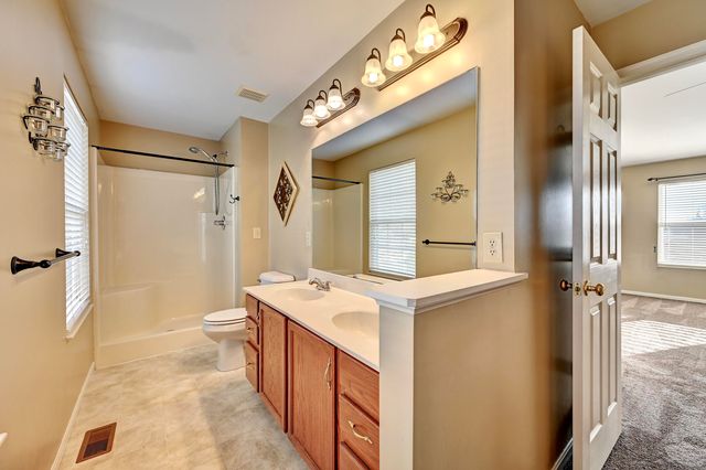 8500 Moonstone Court, Florence, KY 41042