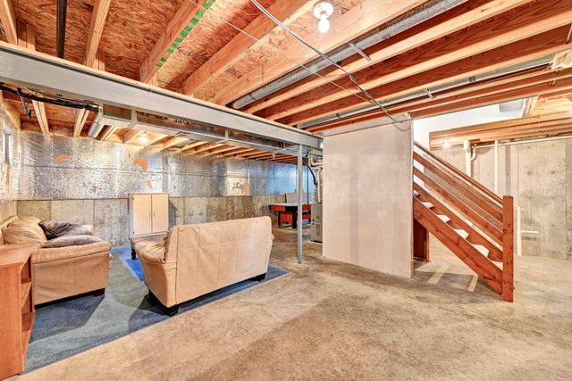 8500 Moonstone Court, Florence, KY 41042