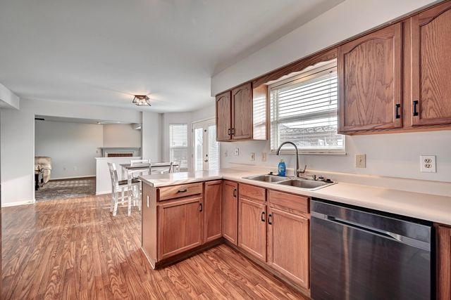 8500 Moonstone Court, Florence, KY 41042