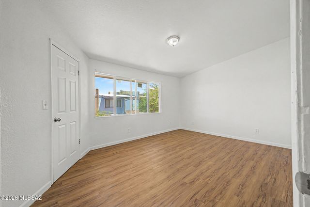 5880 S Del Moral Boulevard, Tucson, AZ 85706
