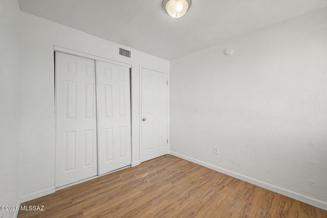5880 S Del Moral Boulevard, Tucson, AZ 85706
