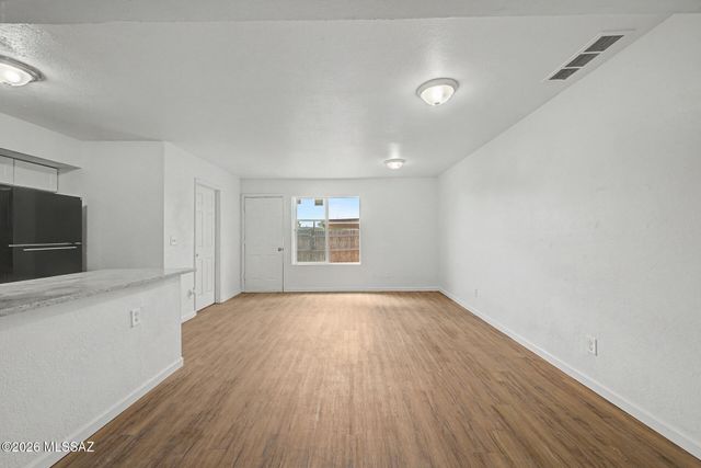 5880 S Del Moral Boulevard, Tucson, AZ 85706