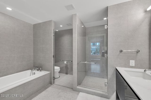 30 Melrose Terrace 204, Long Branch, NJ 07740