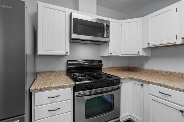 411 Bonita Vista DR, Buda, TX 78610