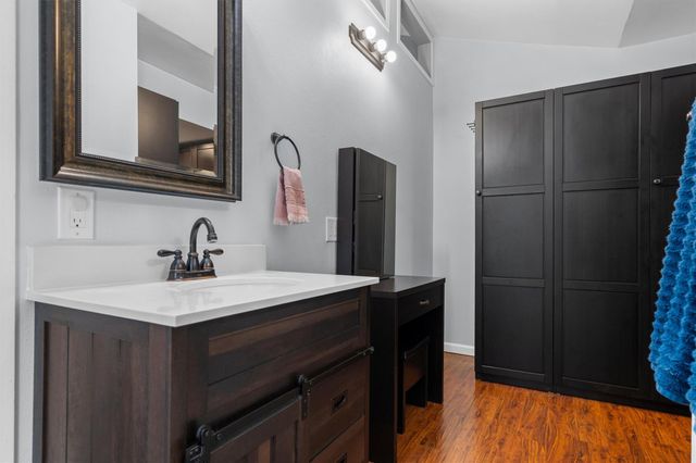 411 Bonita Vista DR, Buda, TX 78610