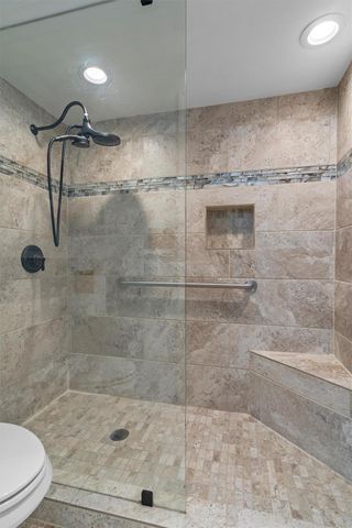 411 Bonita Vista DR, Buda, TX 78610