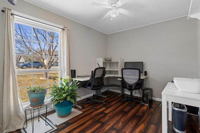 411 Bonita Vista DR, Buda, TX 78610