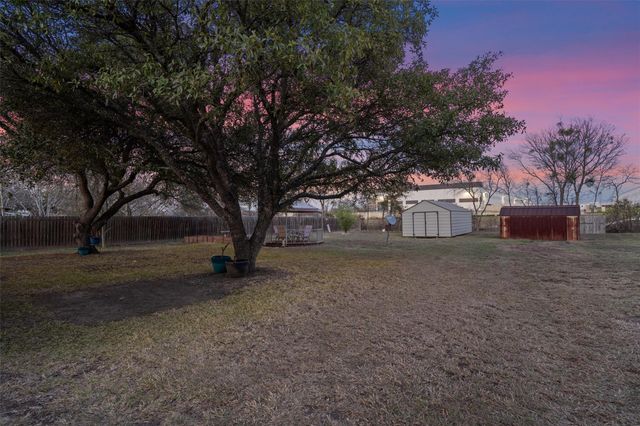 411 Bonita Vista DR, Buda, TX 78610