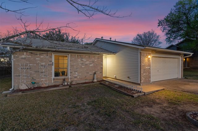 411 Bonita Vista DR, Buda, TX 78610