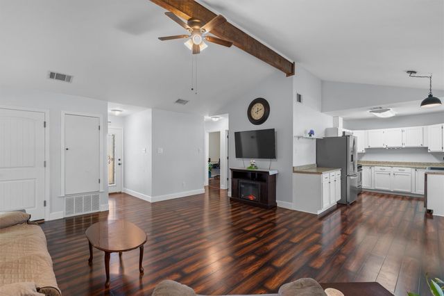 411 Bonita Vista DR, Buda, TX 78610