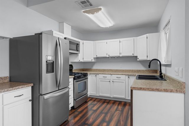 411 Bonita Vista DR, Buda, TX 78610