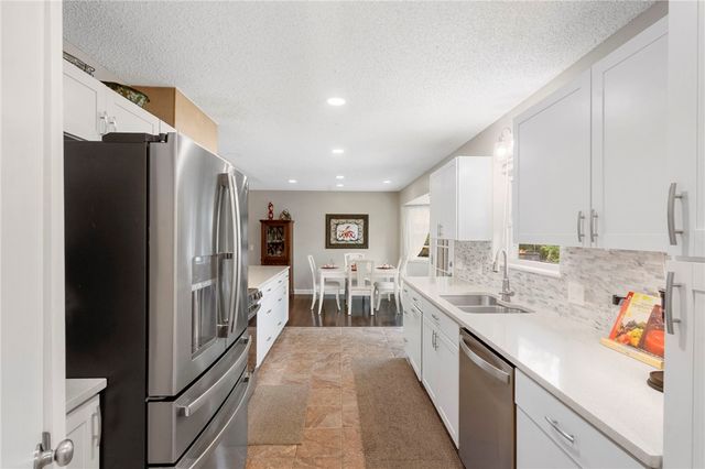 9117 Grimes Drive, Rogers, AR 72756