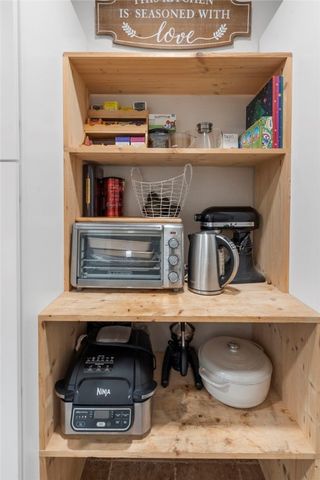 9117 Grimes Drive, Rogers, AR 72756