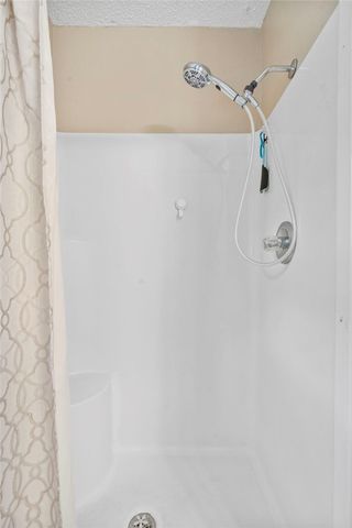 9117 Grimes Drive, Rogers, AR 72756