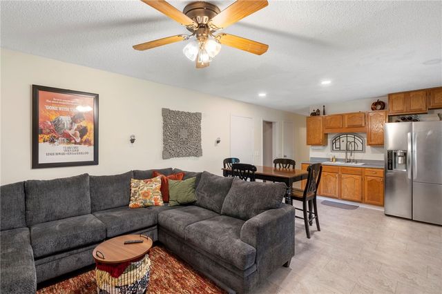 9117 Grimes Drive, Rogers, AR 72756