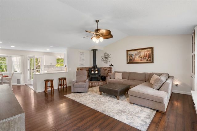 9117 Grimes Drive, Rogers, AR 72756