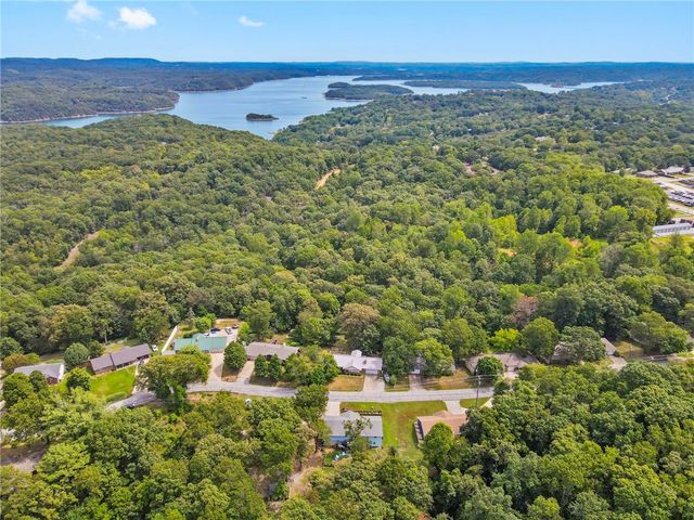 9117 Grimes Drive, Rogers, AR 72756