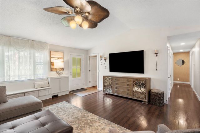 9117 Grimes Drive, Rogers, AR 72756