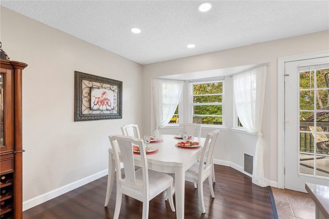 9117 Grimes Drive, Rogers, AR 72756